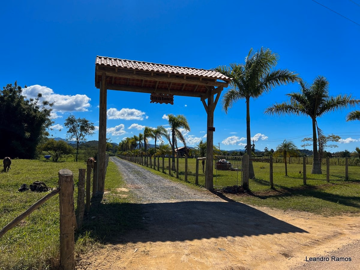 Imóvel 3 suítes em Ribanceira do Sul — Ribanceira do Sul, São João Batista