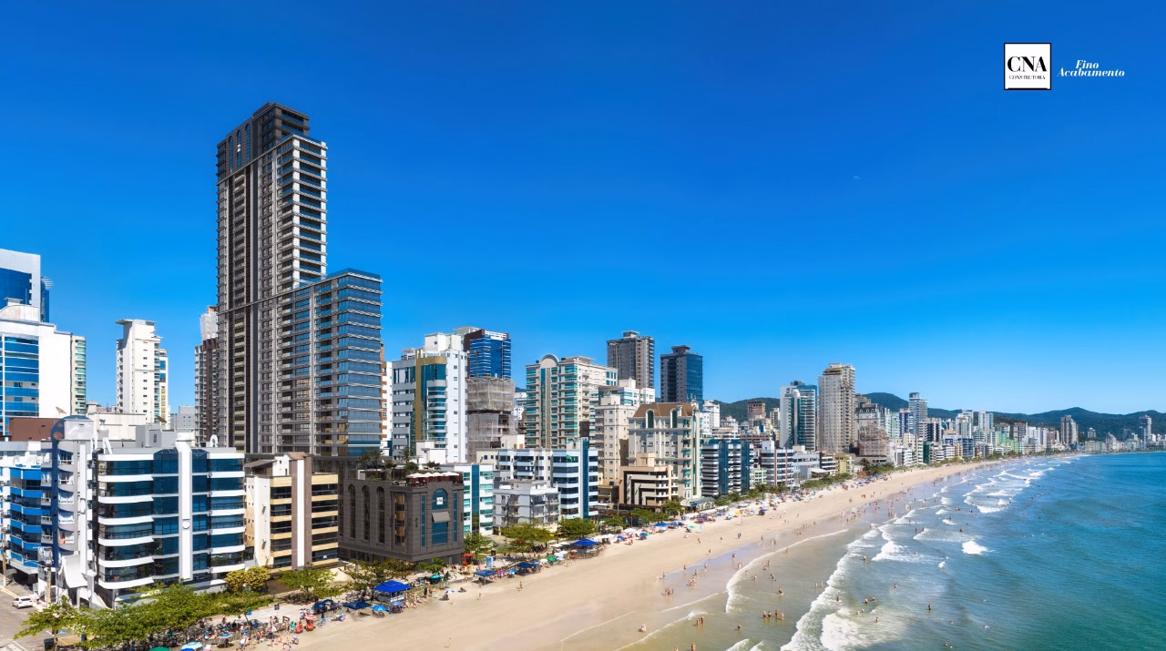 Apartamento 4 suítes em Meia Praia — Meia Praia