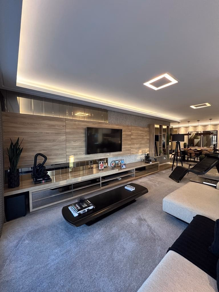 Apartamento 3 suítes em Meia Praia — Meia Praia, Itapema