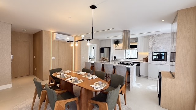 Apartamento 3 suítes em Meia Praia — Meia Praia, Itapema