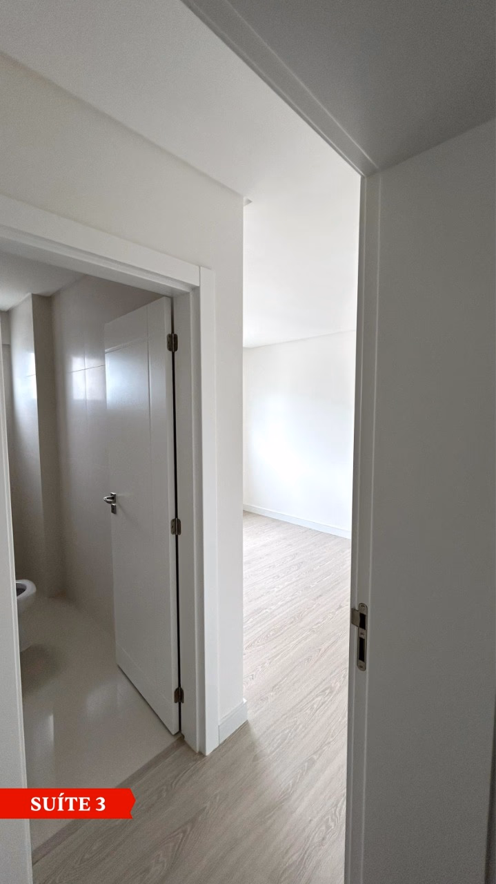 Apartamento 4 suítes em Meia Praia — Meia Praia, Itapema