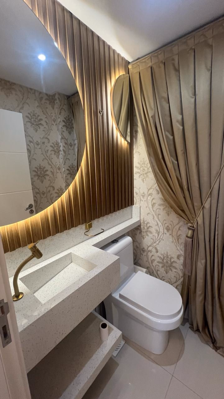 Apartamento 4 suítes em Meia Praia — Meia Praia, Itapema