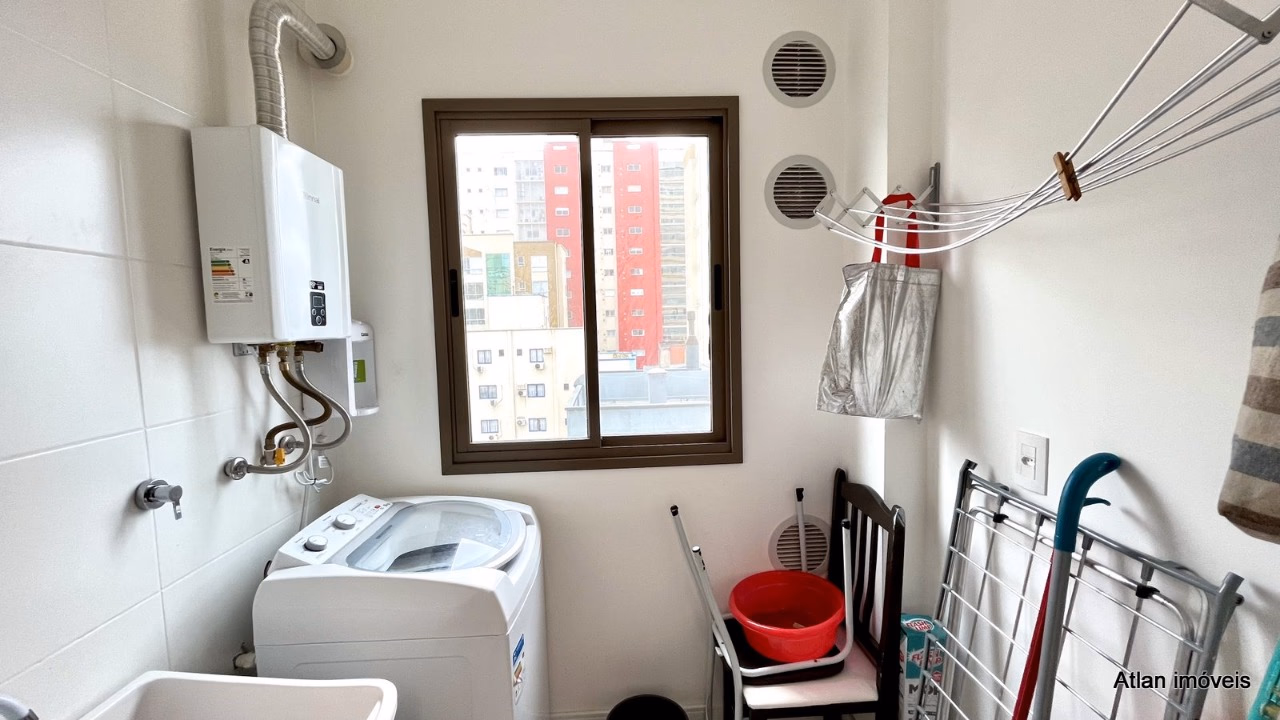 Apartamento 2 suítes em Meia Praia — Meia Praia, Itapema