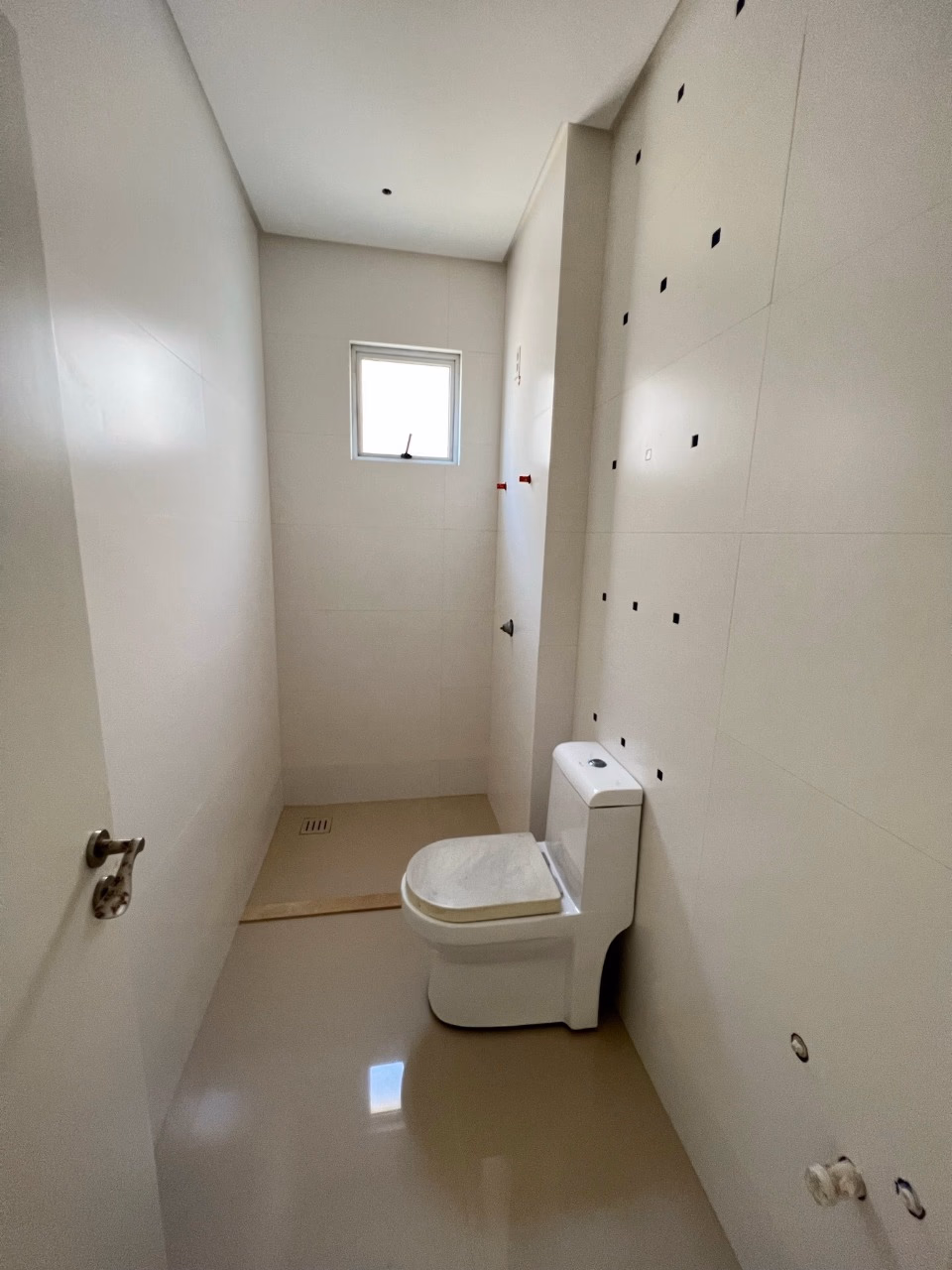 Apartamento 4 suítes em Meia Praia — Meia Praia, Itapema