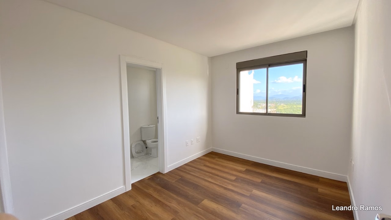 Apartamento 3 suítes em Meia Praia — Meia Praia, Itapema