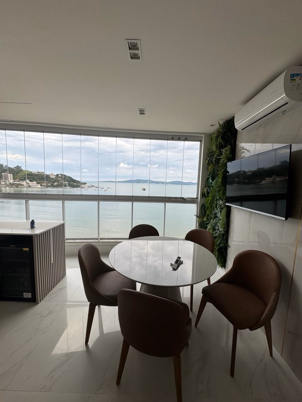 Apartamento 3 suítes em Centro — Centro, Itapema