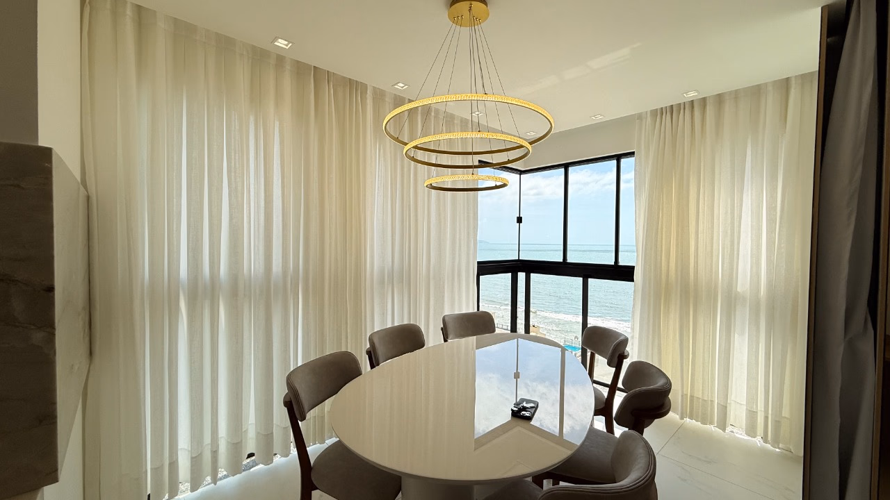 Apartamento 2 suítes em Meia Praia — Meia Praia, Itapema