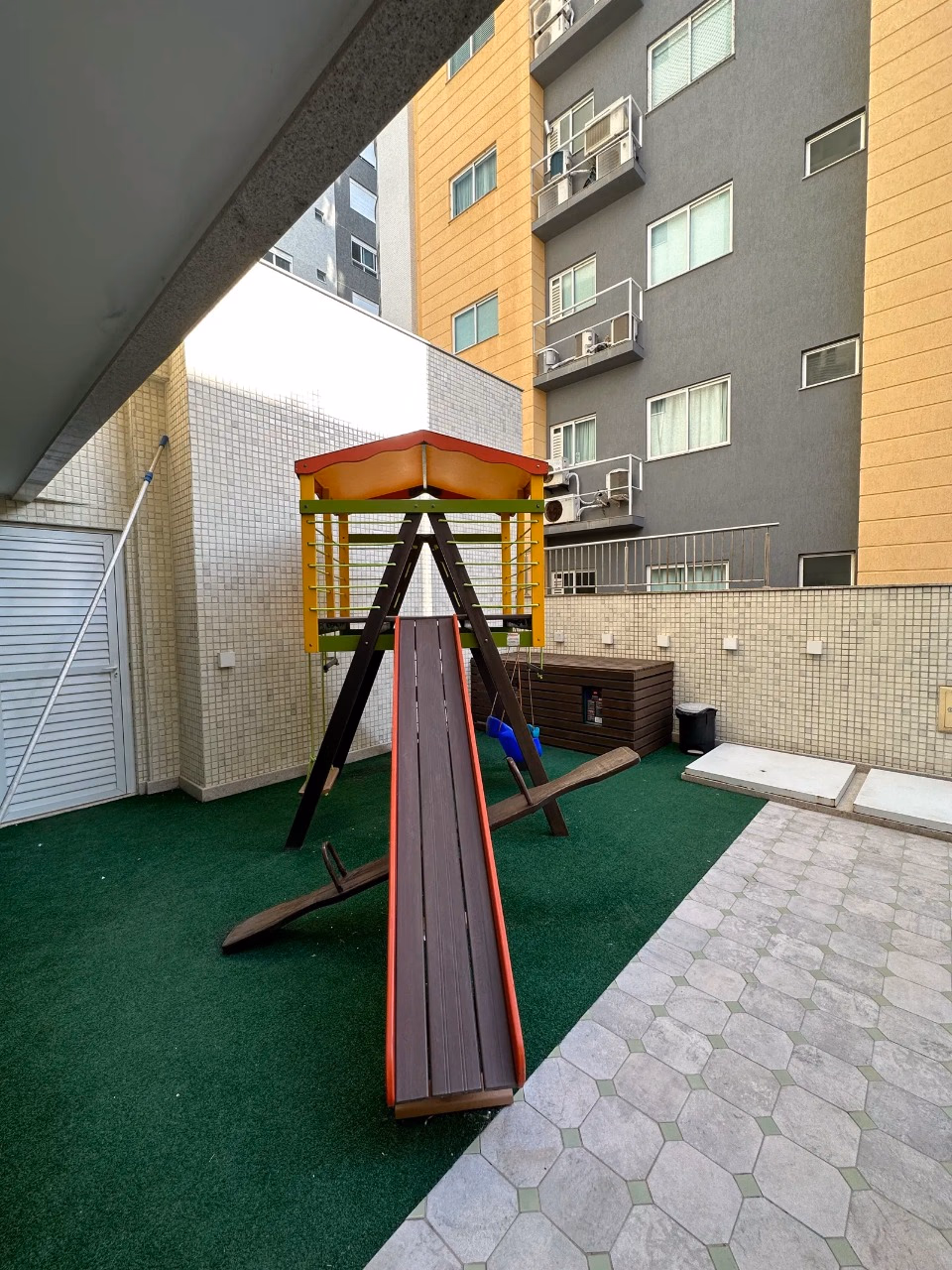 Apartamento á venda, Abu Dhabi - Rua 234, Bairro Meia Praia, Itapema - SC (18)
