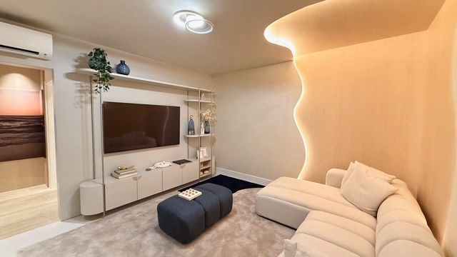 Apartamento 4 suítes em Meia Praia — Meia Praia, Itapema