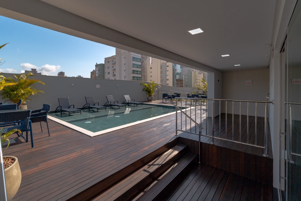 Apartamento 4 suítes em Meia Praia — Meia Praia, Itapema