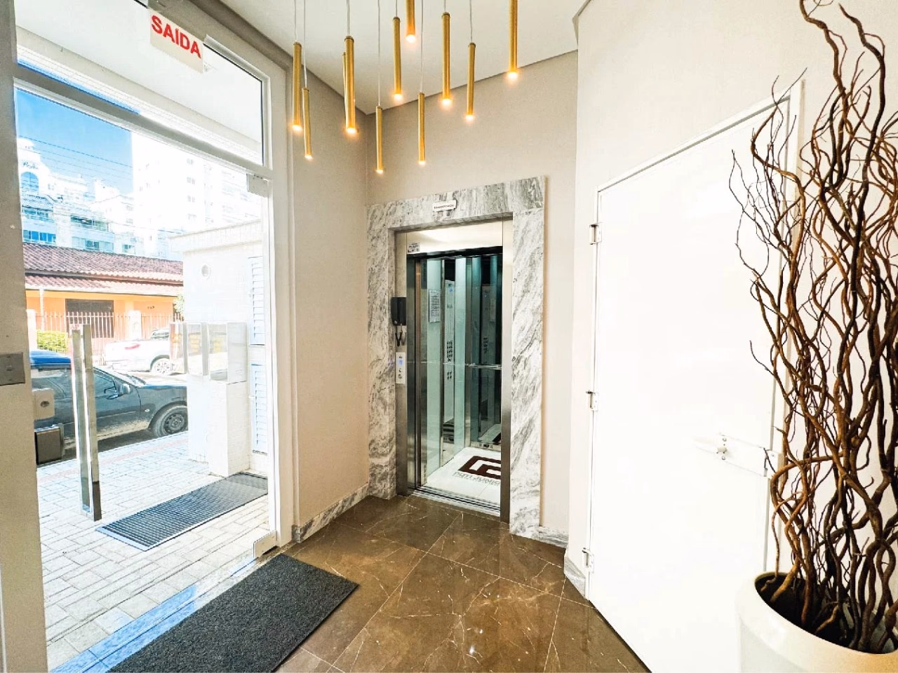 The Palm Residence, Rua 296, Bairro Meia Praia, Itapema - SC (3)