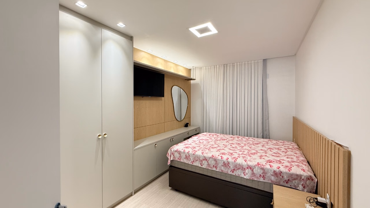 Apartamento 2 suítes em Meia Praia — Meia Praia, Itapema