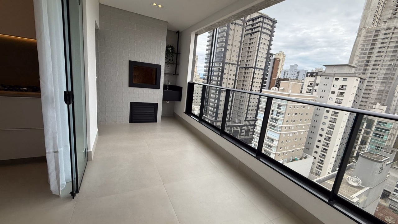 Apartamento 3 suítes em Meia Praia — Meia Praia, Itapema