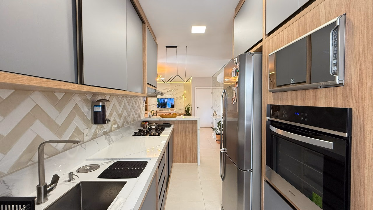 Apartamento 3 suítes em Meia Praia — Meia Praia, Itapema