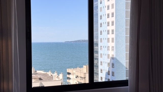 Apartamento 3 suítes em Meia Praia — Meia Praia, Itapema
