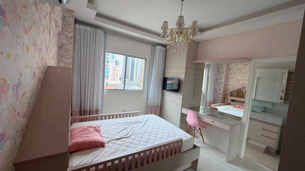 Apartamento 4 suítes em Meia Praia — Meia Praia, Itapema