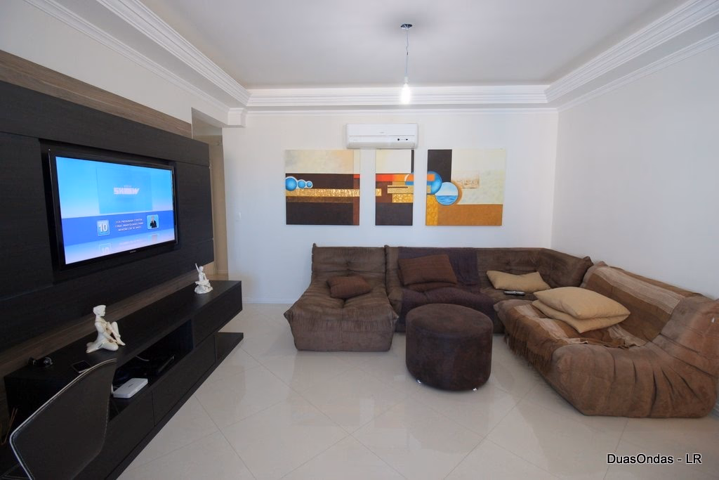 Apartamento 3 suítes em Meia Praia — Meia Praia, Itapema