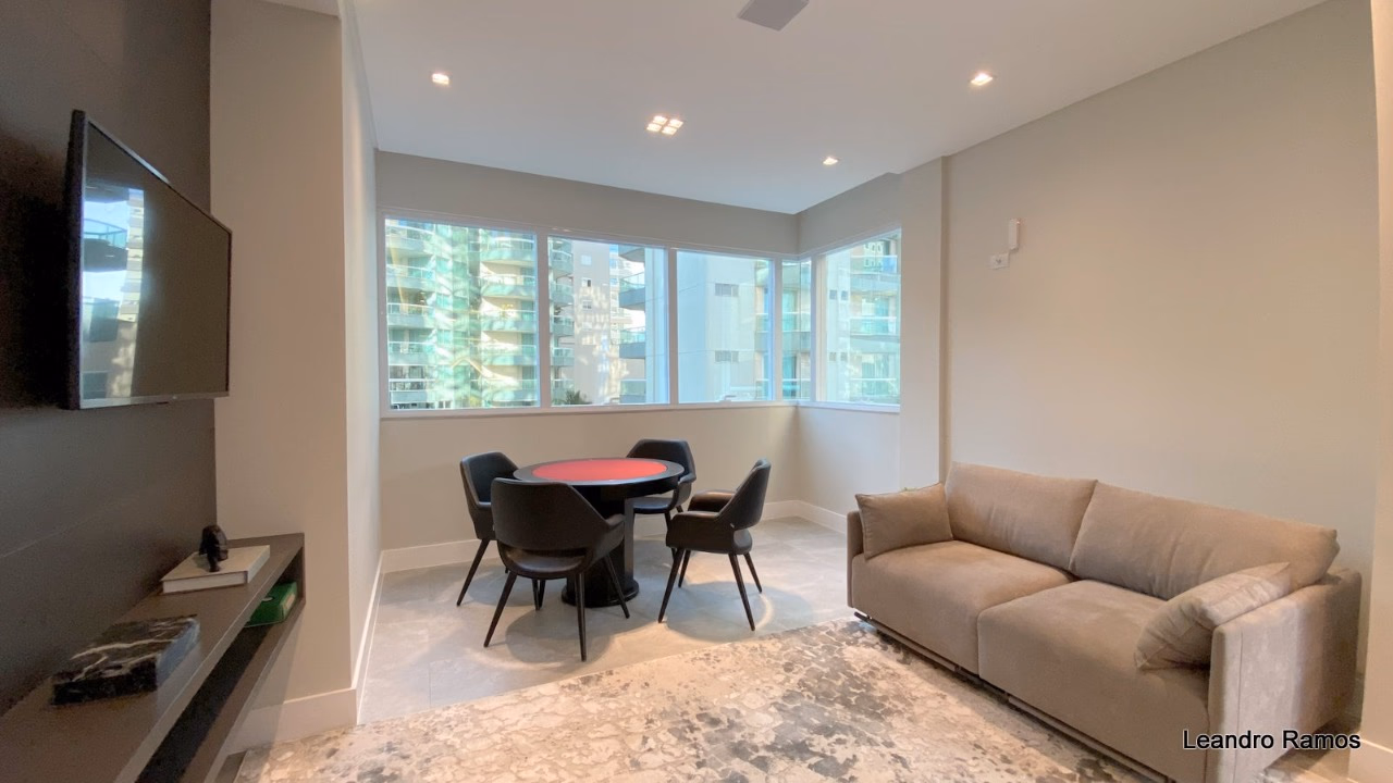 Residencial Porto Vila a venda em Meia Praia (5)