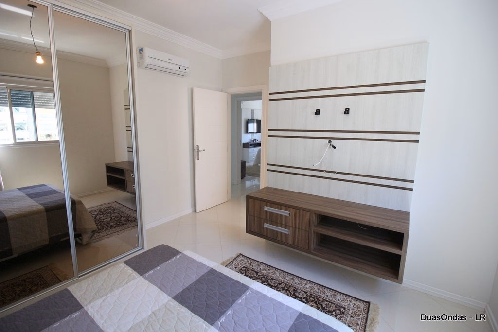 Apartamento 3 suítes em Meia Praia — Meia Praia, Itapema