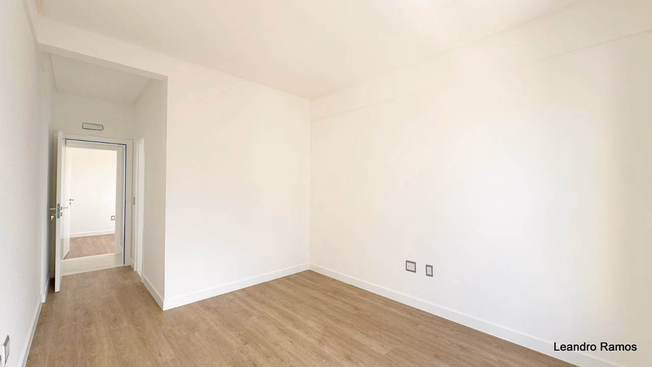 Apartamento 4 suítes em Meia Praia — Meia Praia, Itapema