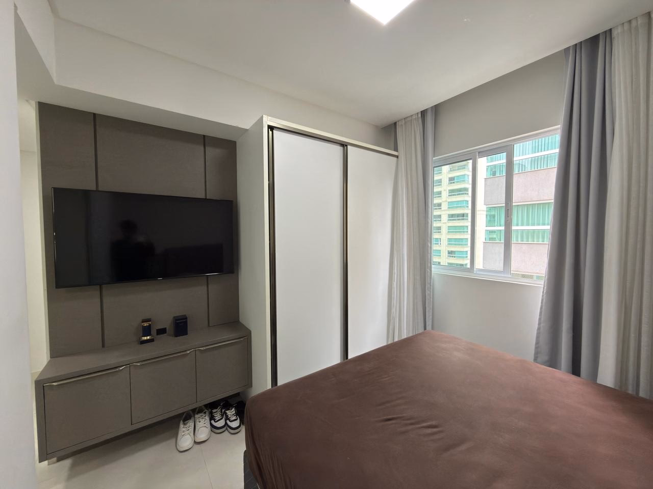 Apartamento 3 suítes em Meia Praia — Meia Praia, Itapema