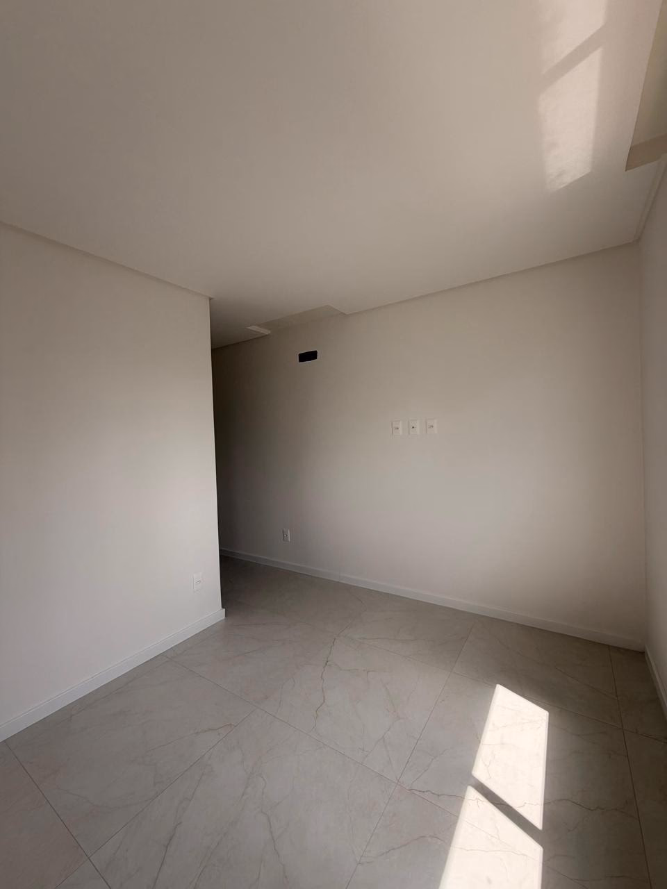 Apartamento 3 suítes em Meia Praia — Meia Praia, Itapema