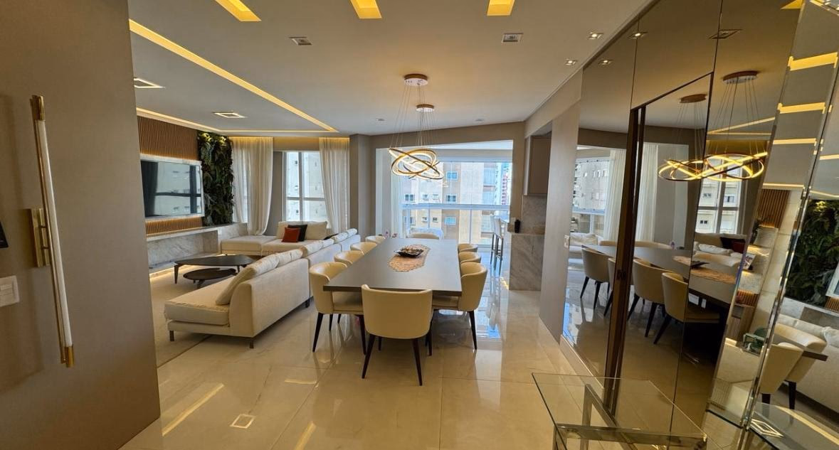 Apartamento 4 suítes em Meia Praia — Meia Praia, Itapema