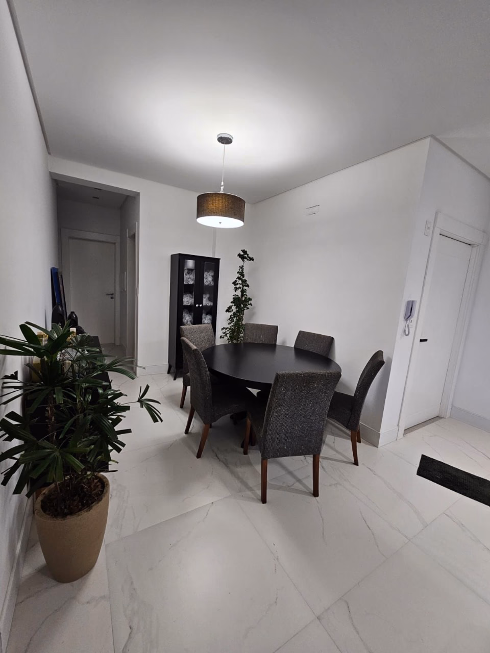 Apartamento 3 suítes em Meia Praia — Meia Praia, Itapema