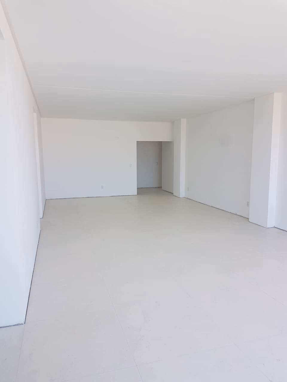 Apartamento 4 suítes em Meia Praia — Meia Praia, Itapema