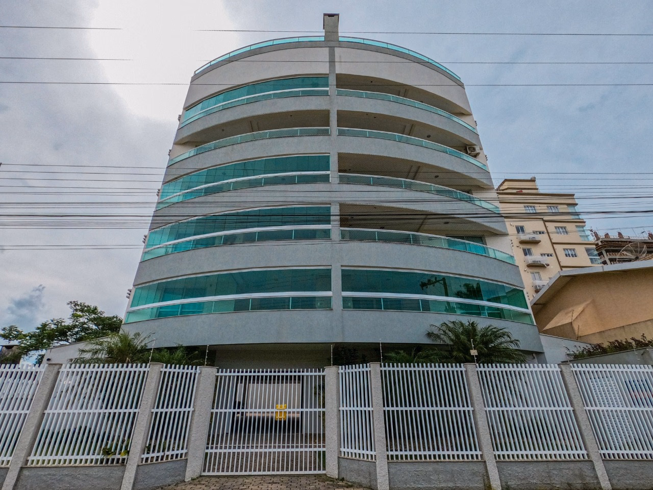 Raio de Sol Residence — Balneário Perequê