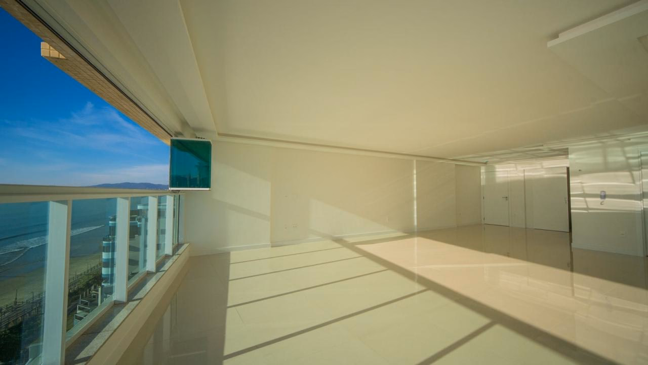 Apartamento 4 suítes em Centro — Centro, Itapema