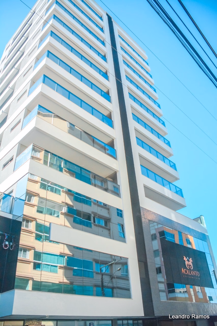 Acalanto Residence — Meia Praia