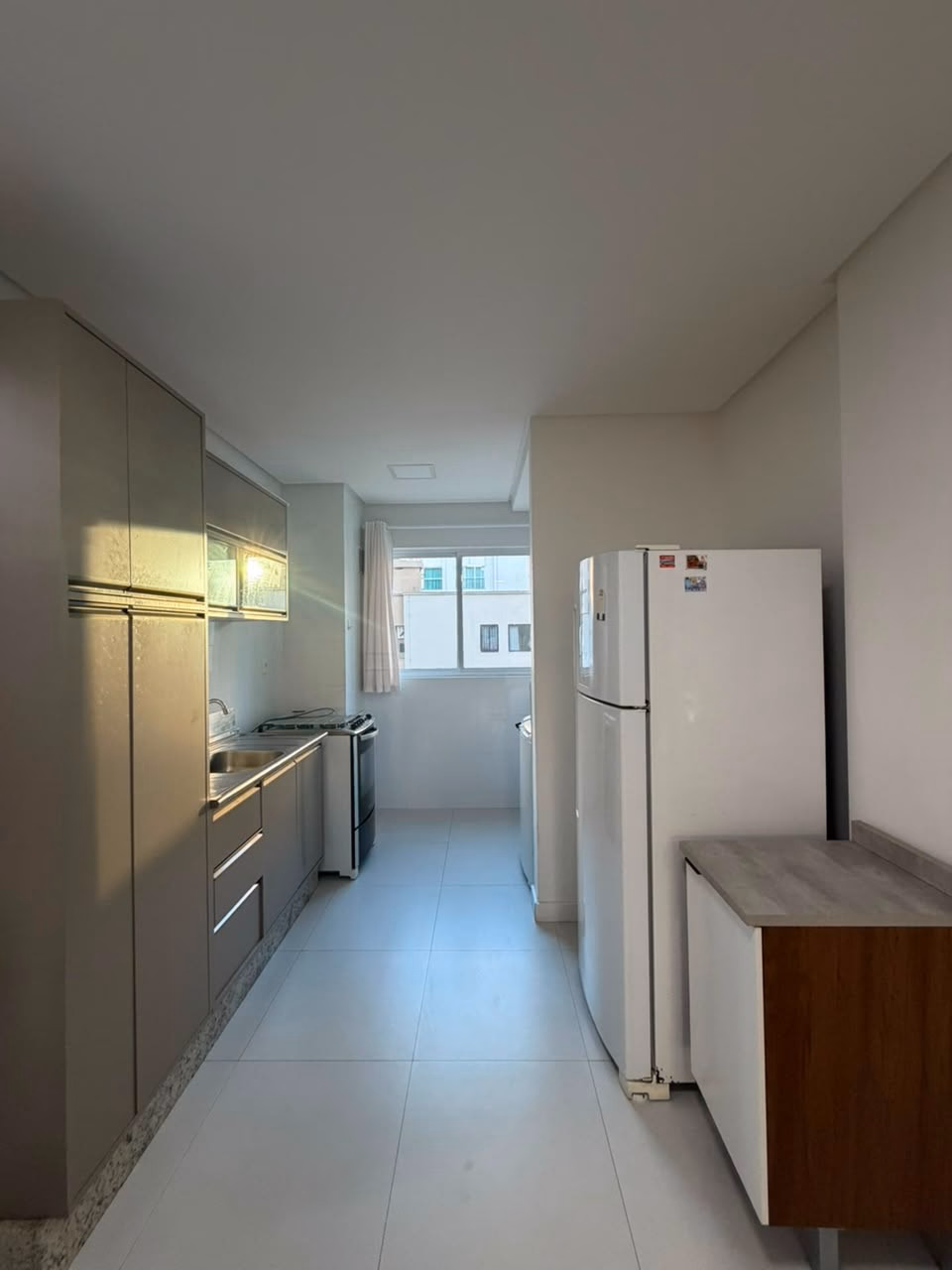 Apartamento 1 suíte em Meia Praia — Meia Praia, Itapema