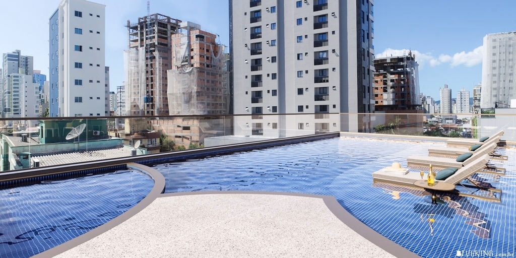 Urban Beach Residence — Meia Praia