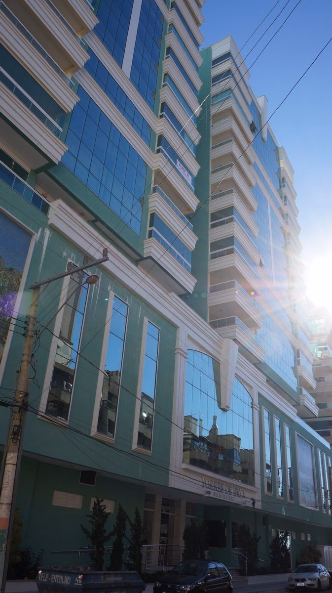 Torres de Ibiza Residencial — Meia Praia