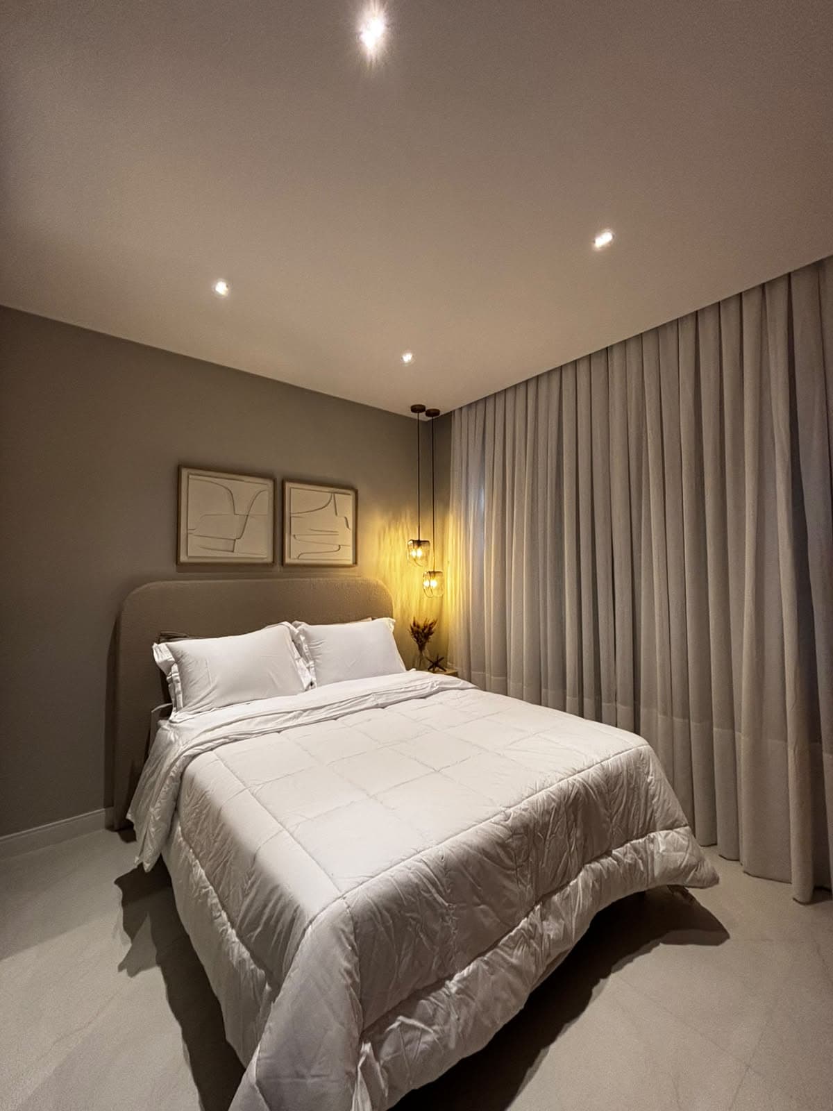 Apartamento 3 suítes em Meia Praia — Meia Praia, Itapema