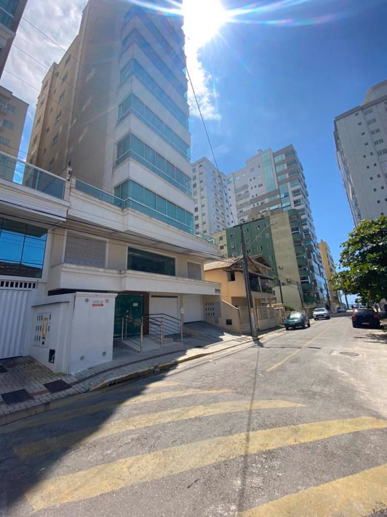 Apartamento na quadra mar á venda em Meia Praia - Farol de Capri a venda em Itapema  (28)
