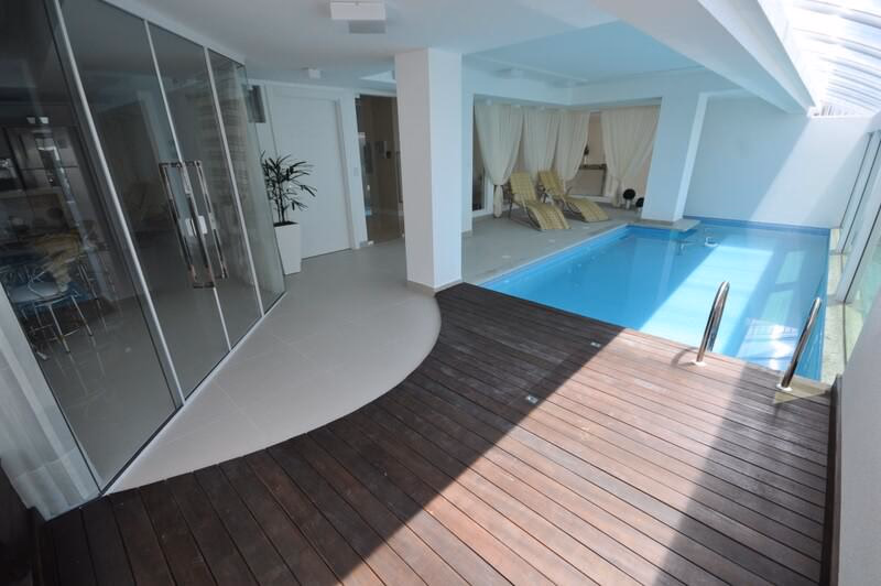 Apartamento 3 suítes em Meia Praia — Meia Praia, Itapema