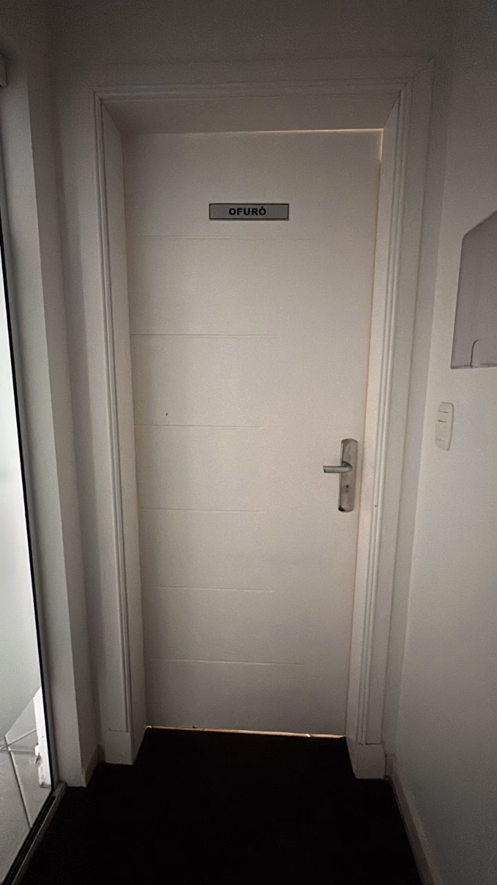 Apartamento 4 suítes em Meia Praia — Meia Praia, Itapema