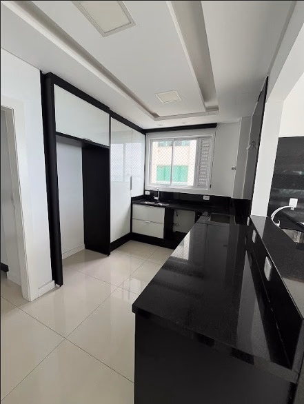 Apartamento 3 suítes em Centro — Centro, Itapema