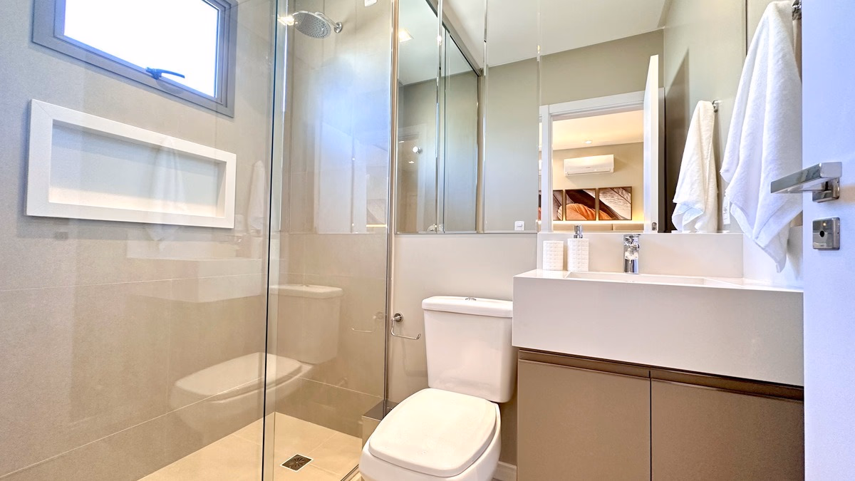 Apartamento 3 suítes em Meia Praia — Meia Praia, Itapema
