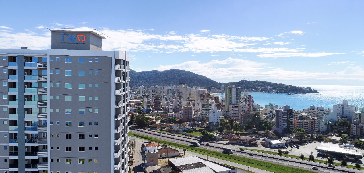 Soho Triad Up — Tabuleiro dos Oliveiras
