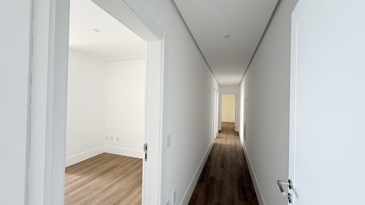 Apartamento 4 suítes em Canto da Praia — Canto da Praia, Itapema