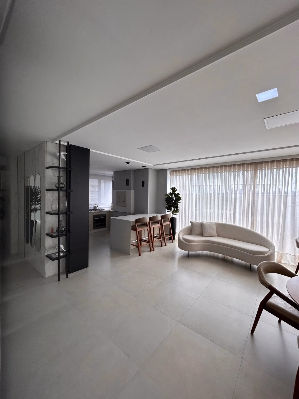 Residencial Maverick - Rua 274, Bairro Meia Praia, Itapema - SC (2)