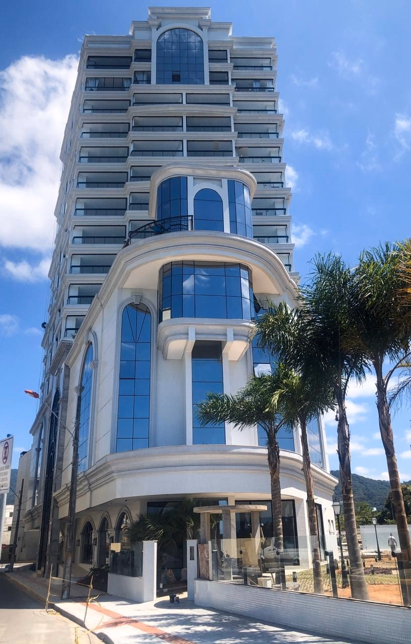 Infinity Club Residence — Centro
