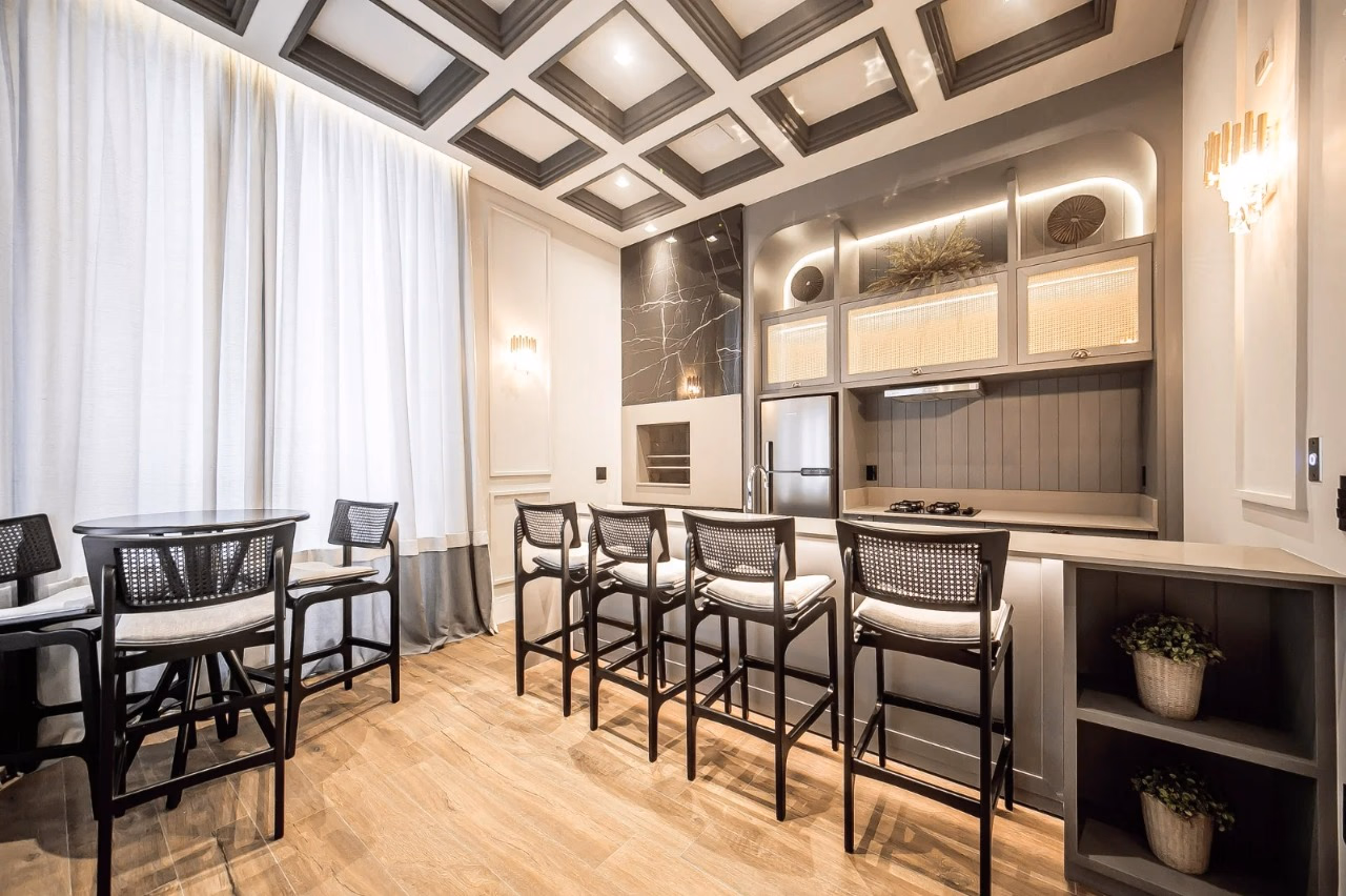 Apartamento 4 suítes em Meia Praia — Meia Praia, Itapema
