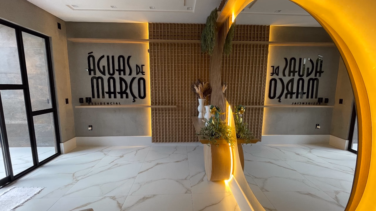Apartamento a venda, Aguas de Marc?o, Meia Praia (2