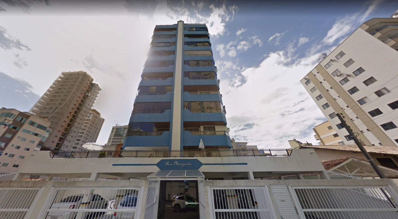 Margarita Residencial — Meia Praia