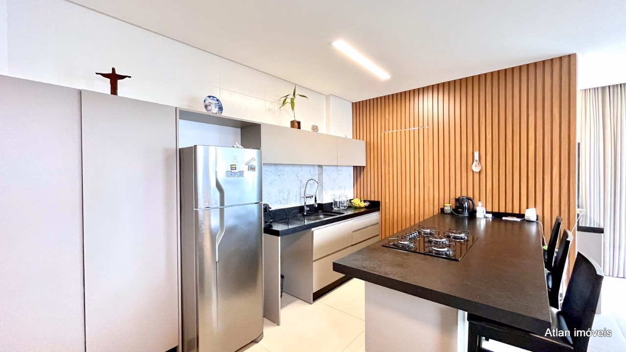 Apartamento 2 suítes em Meia Praia — Meia Praia, Itapema