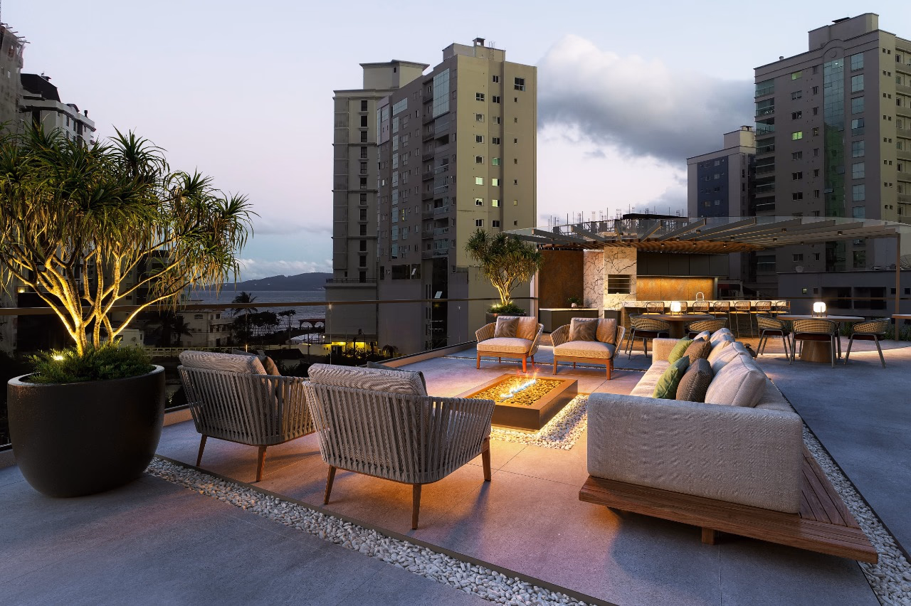 Apartamento 4 suítes em Centro — Centro, Itapema